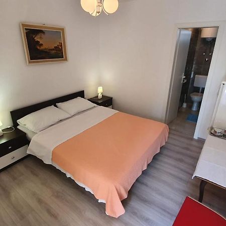 Double Rooms With Terrace Tomica 巴斯卡 外观 照片