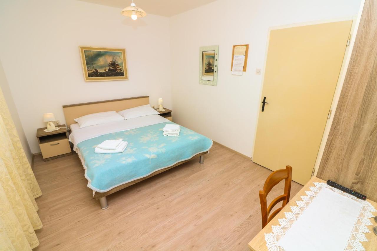 Double Rooms With Terrace Tomica 巴斯卡 外观 照片