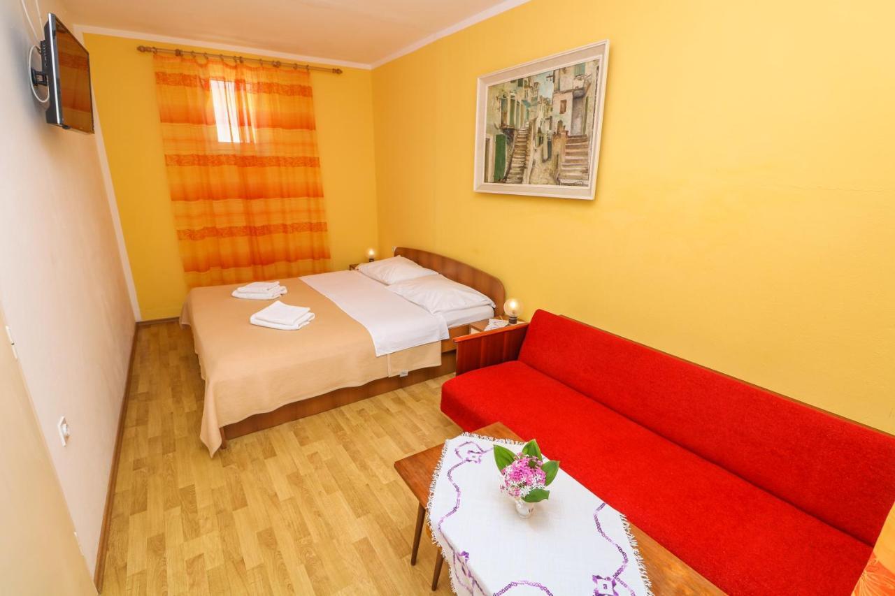 Double Rooms With Terrace Tomica 巴斯卡 外观 照片